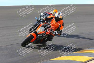 media/Nov-05-2022-SoCal Trackdays (Sat) [[f8d9b725ab]]/Bowl (1145am)/